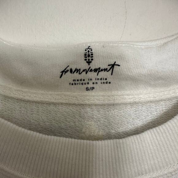 Free People Movement NWT’s Meditate cut out light sweatshirt. Size small - Picture 5 of 7